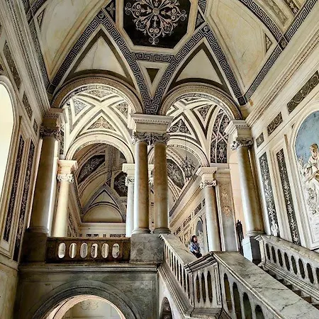 Aradas L Relax And Comfort In Historical Centre Catania