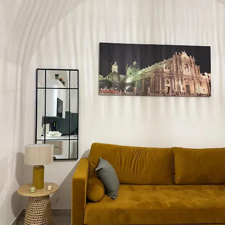 Aradas L Relax And Comfort In Historical Centre Nyaraló