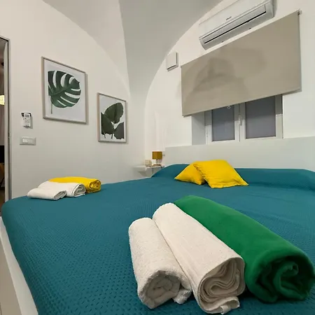 Nyaraló Aradas L Relax And Comfort In Historical Centre Catania