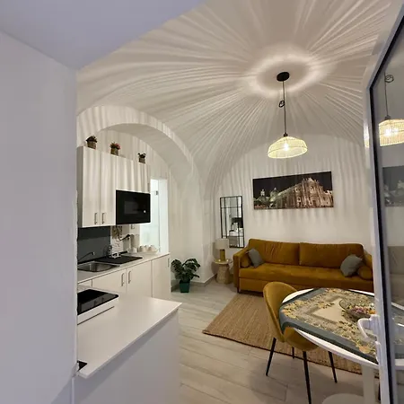 Aradas L Relax And Comfort In Historical Centre *