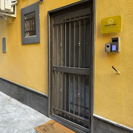Aradas L Relax And Comfort In Historical Centre * Catania